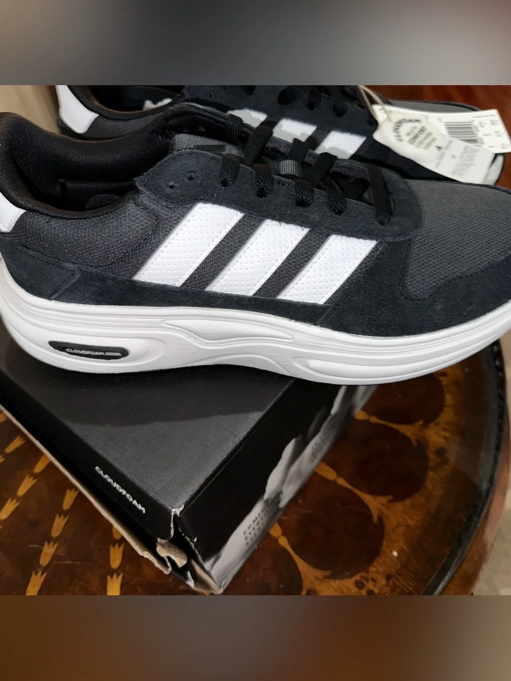 NEW Adidas Cloudfoam Cuxxion 80s Men’s 9.5 Wide Sneakers - Tags & Box